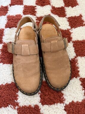 Dr. Martens Jorge II Clog - Beige Leather